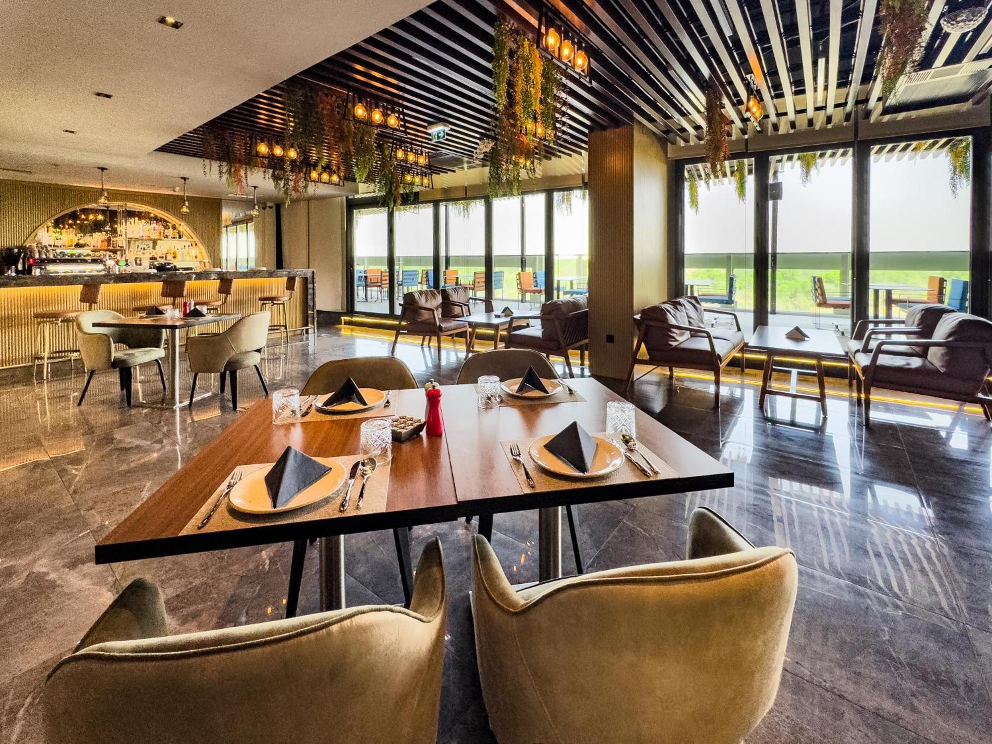 Millennium Place Mirdif Dubai Luaran gambar